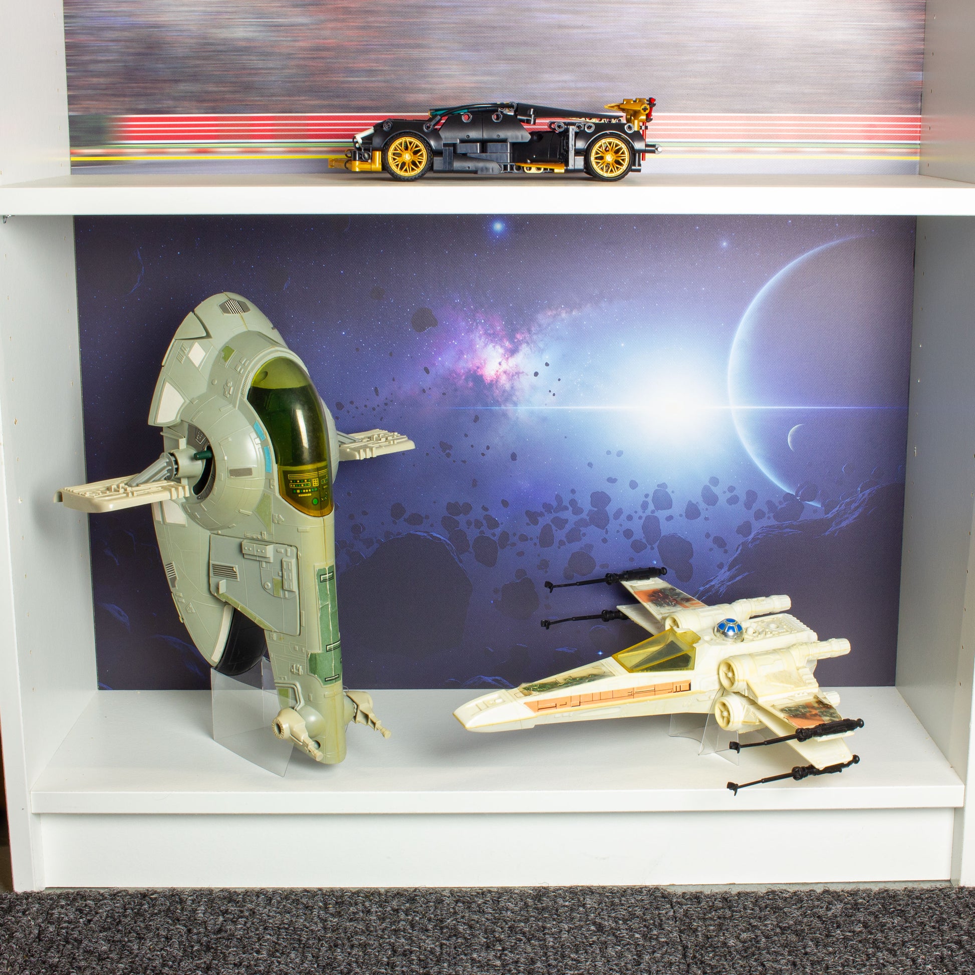 Final Frontier Billyback - 1/2 Height - Billy Bookcase Background