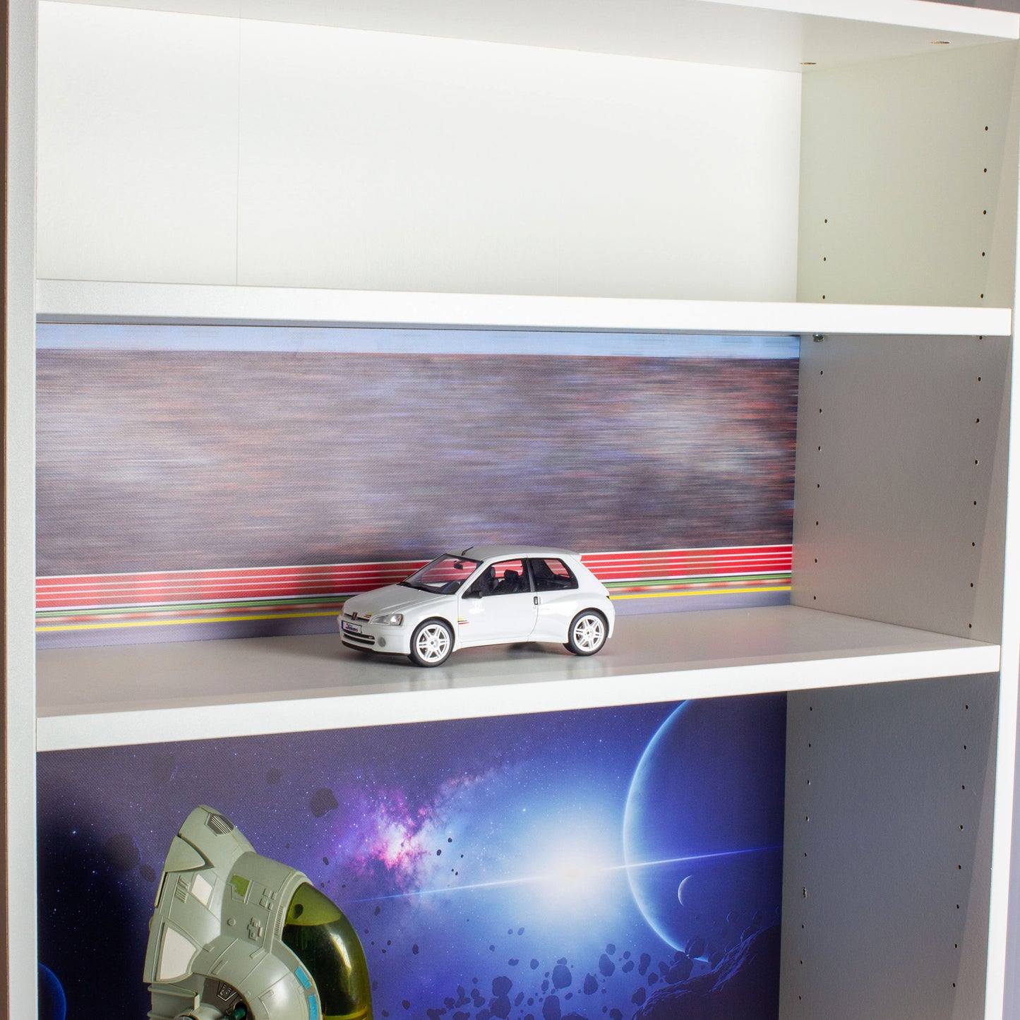 Ignition Speedway Billyback - 1/4 Height - Billy Bookcase Background